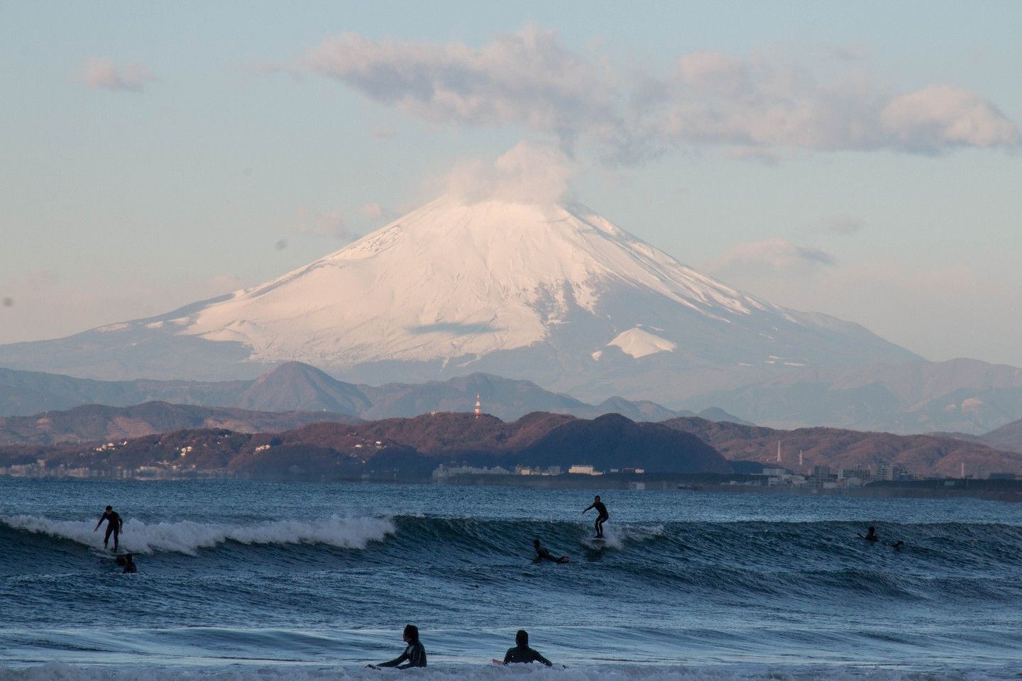 Surf Art: geometria liquida sulle orme di Mori Yuzan - Tuttologic Surf